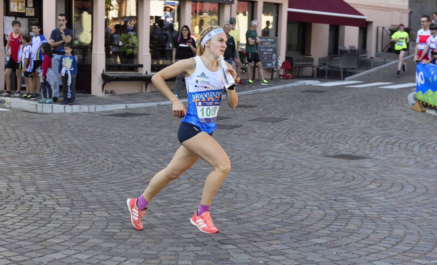 JESSICA LUCCHETTA: LO STOP? UN